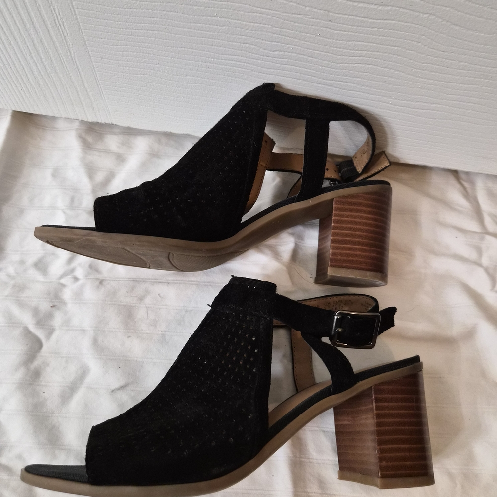 Franco Sarto Black Open-Toe Heels